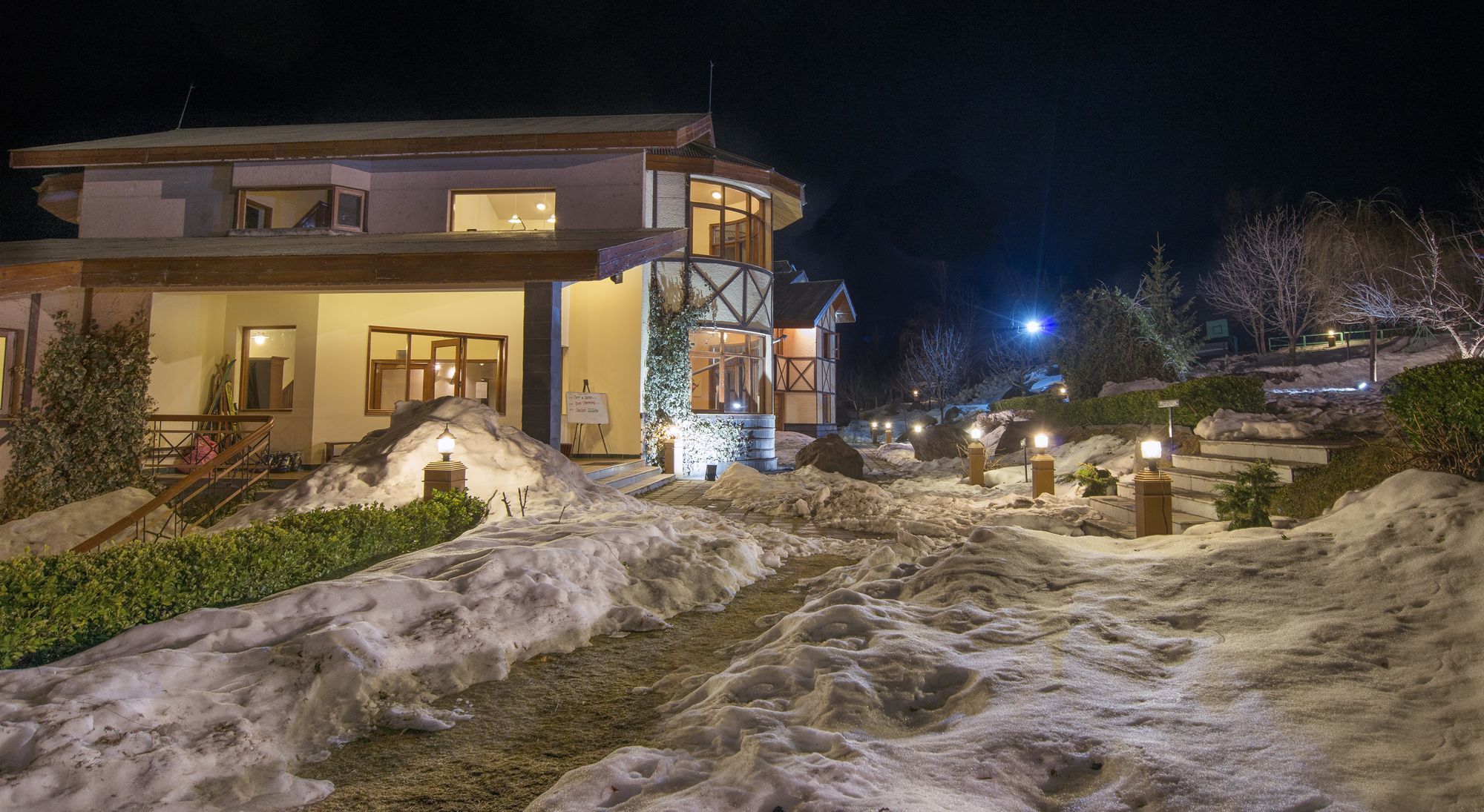 Solang Valley Resort Palchan Exterior photo